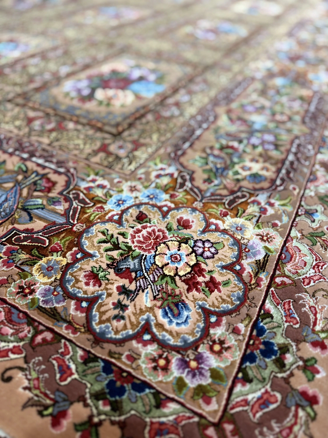 carpet-farshboom-7987341393