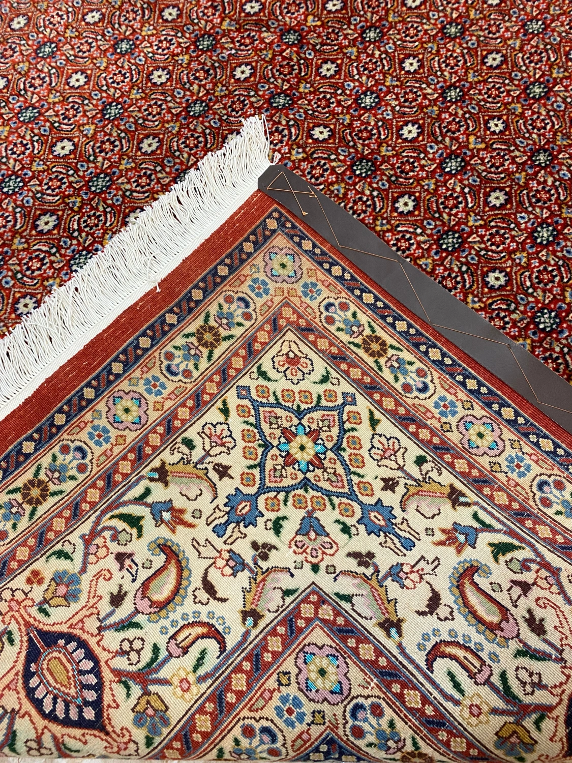 carpet-farshboom-1134650593