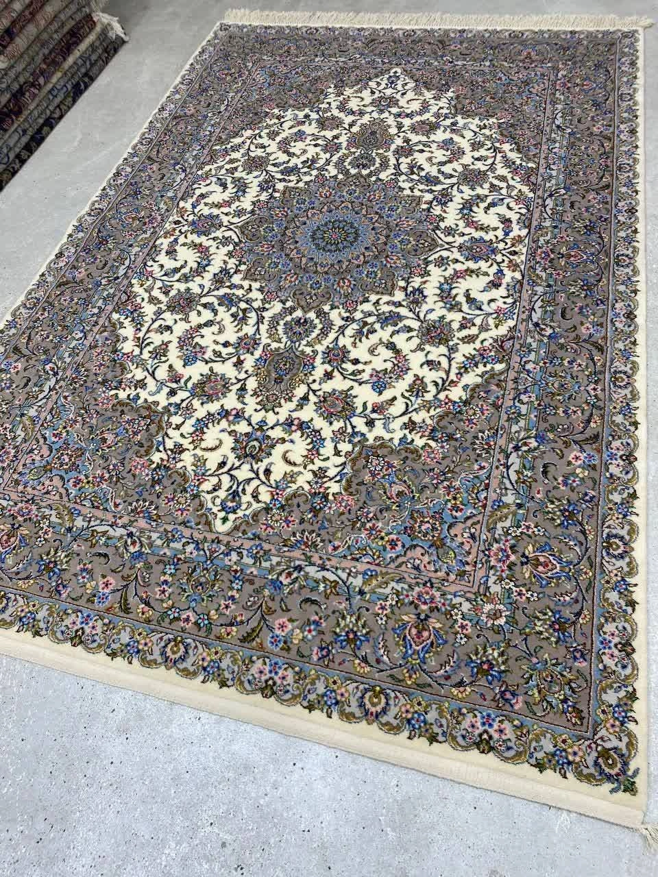carpet-farshboom-1193194991