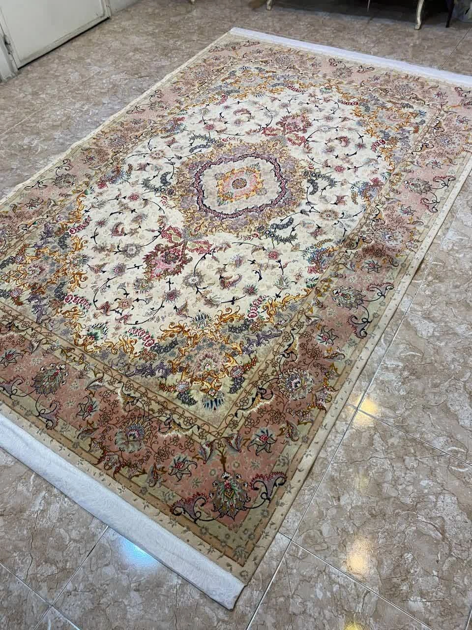 carpet-farshboom-1333550007