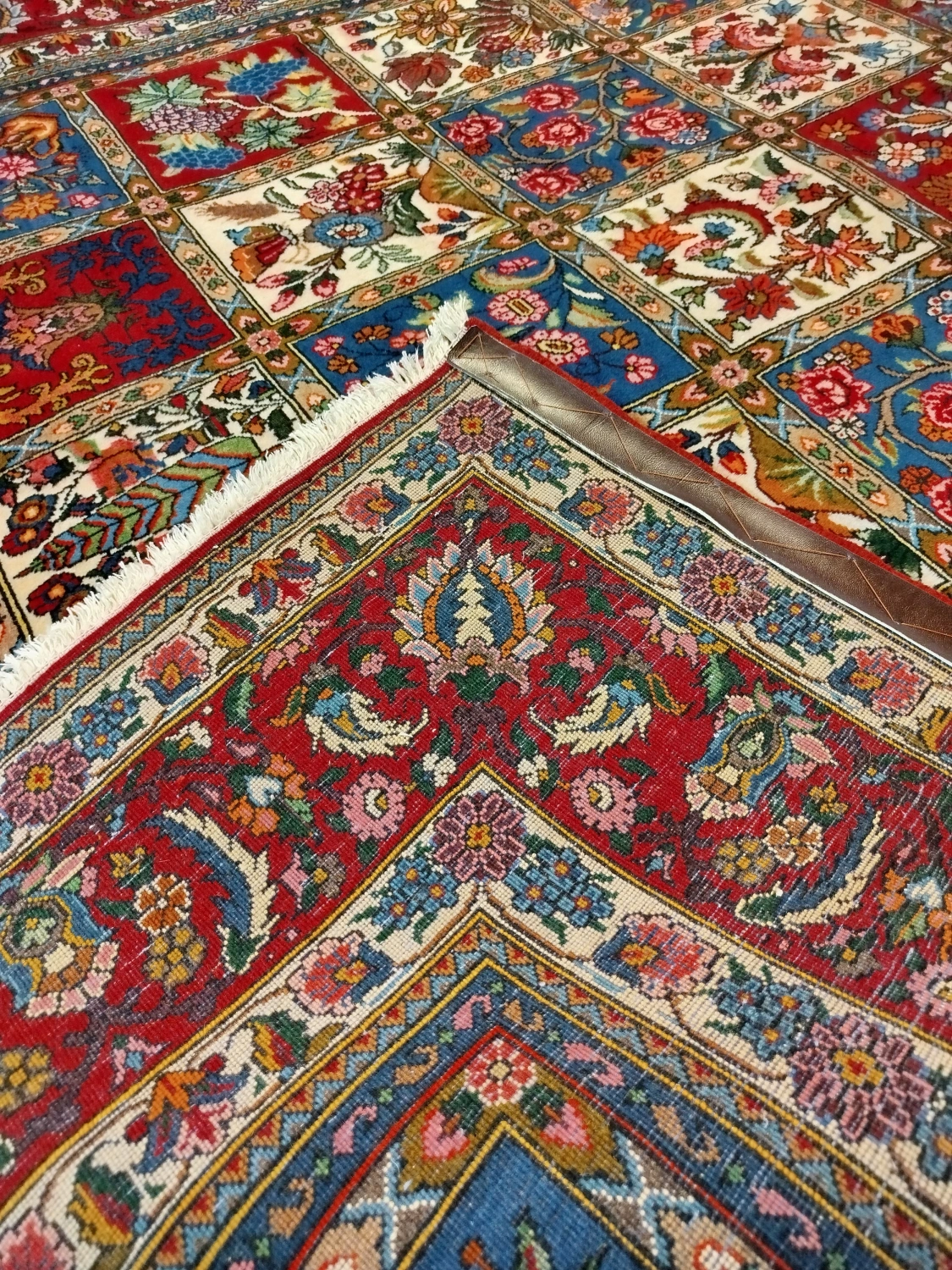 carpet-farshboom-1607295511