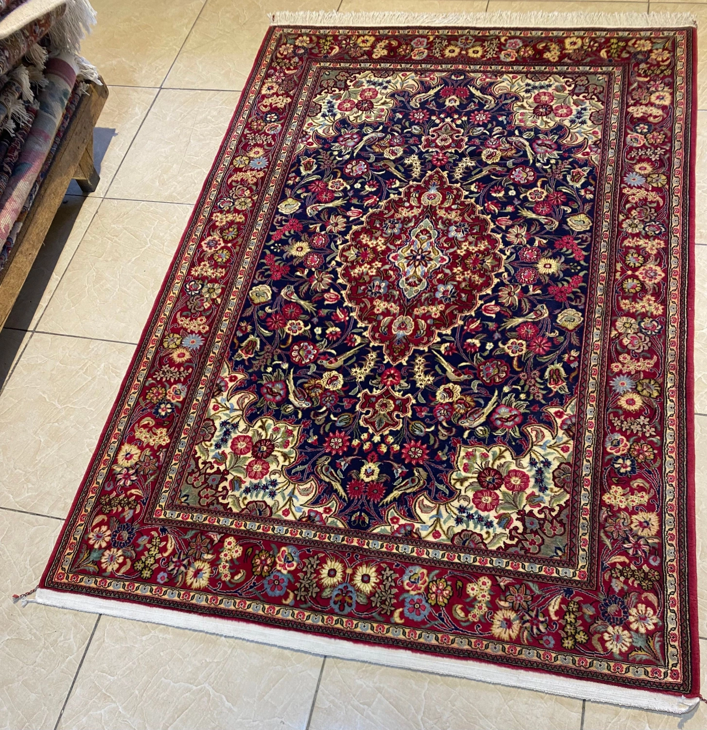 carpet-farshboom-1994105895