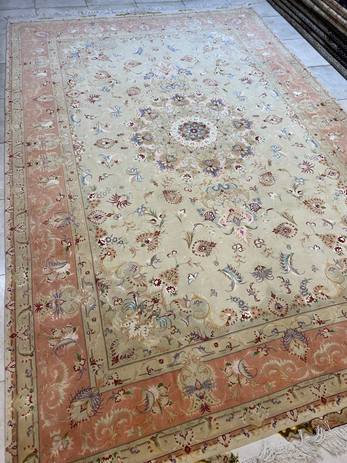 carpet-farshboom-2044056124