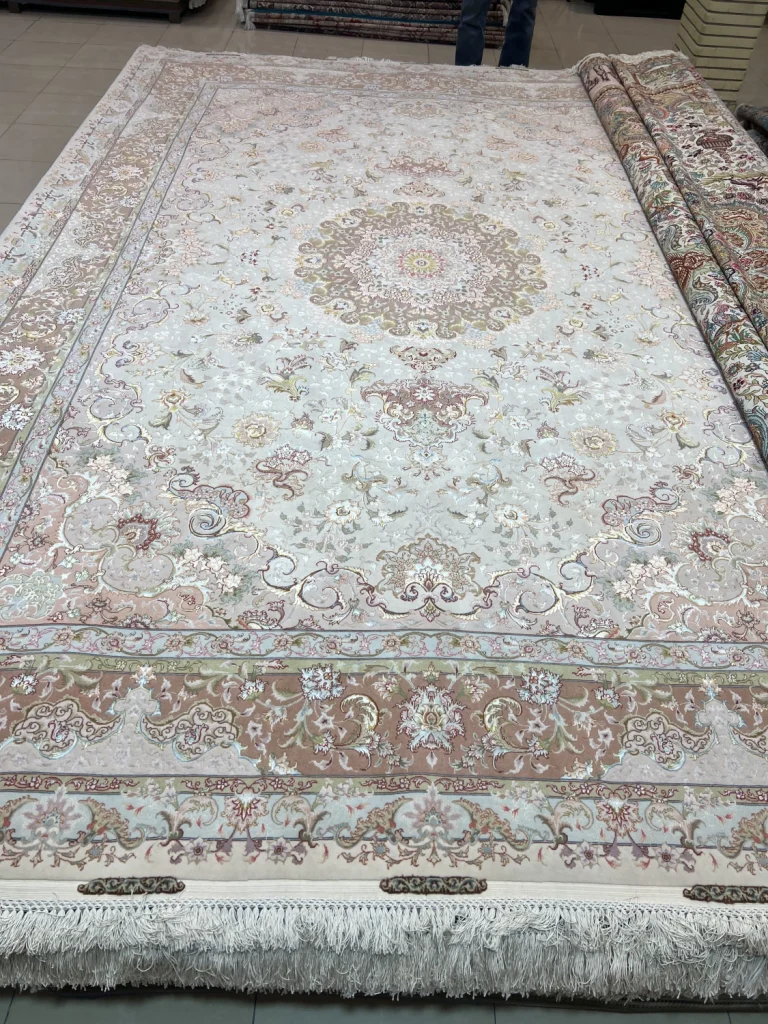 carpet-farshboom-2045159405