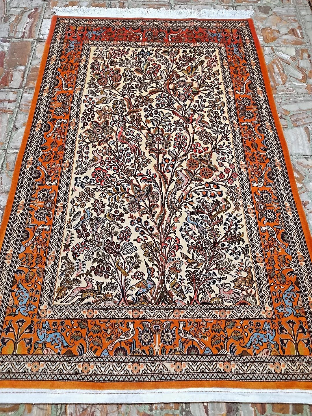 carpet-farshboom-2058655711