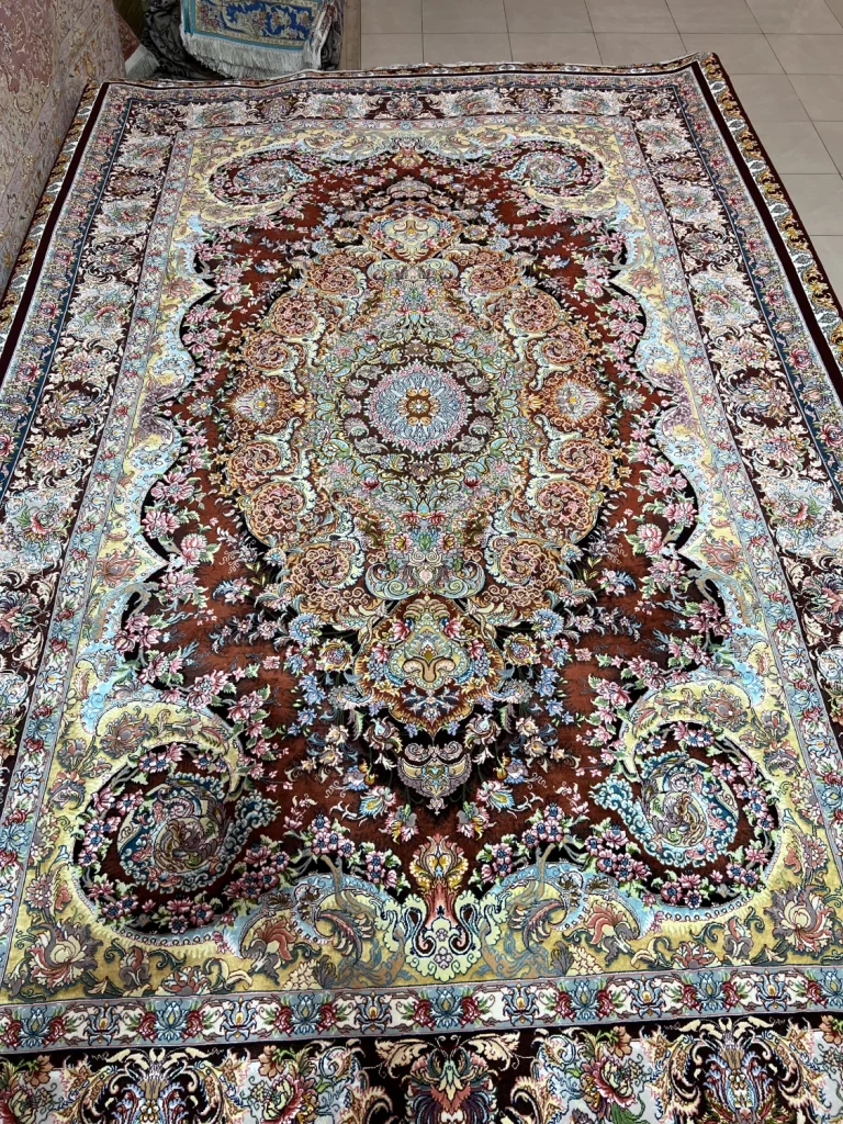 carpet-farshboom-2090449302