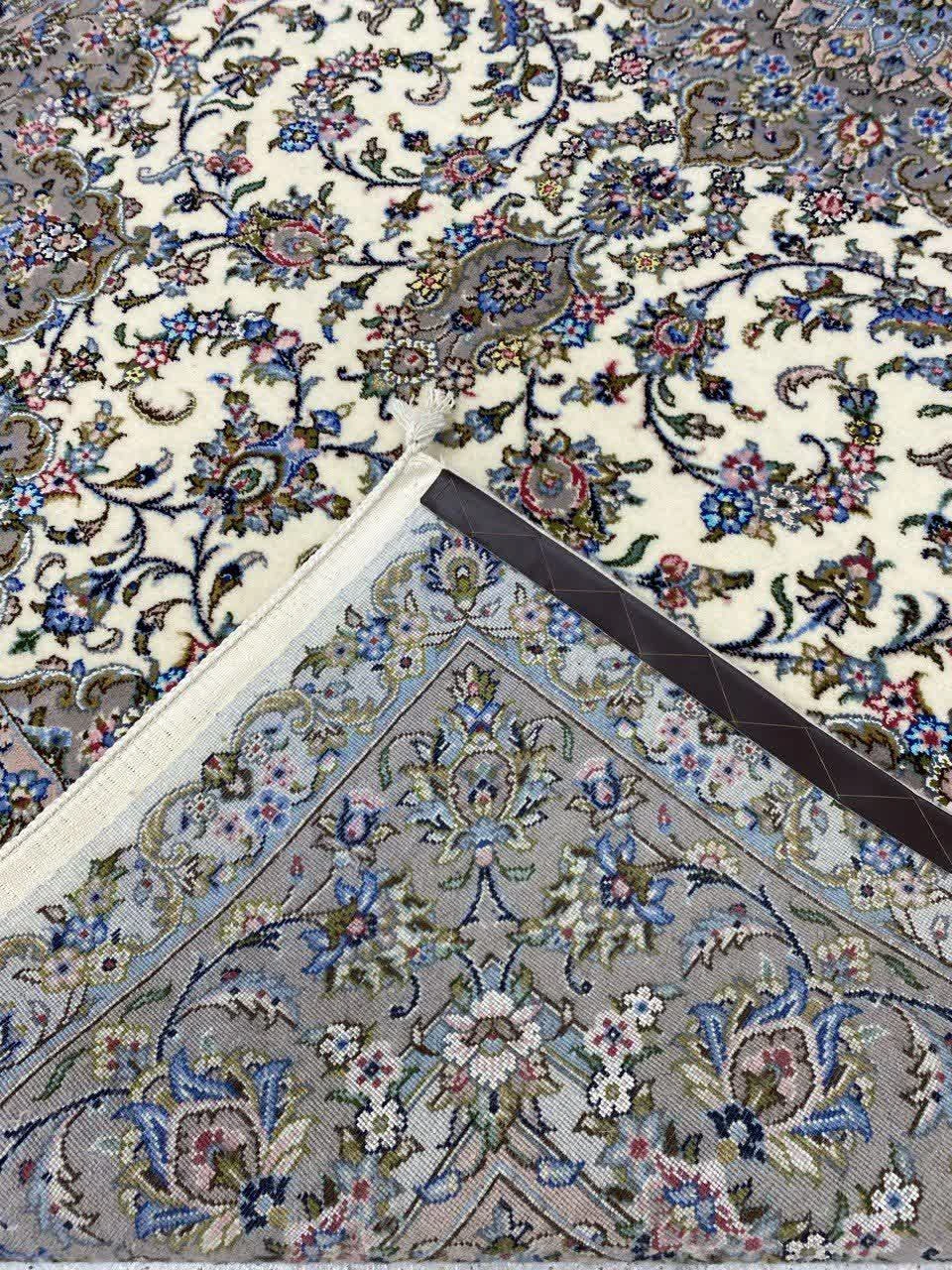 carpet-farshboom-3734419826