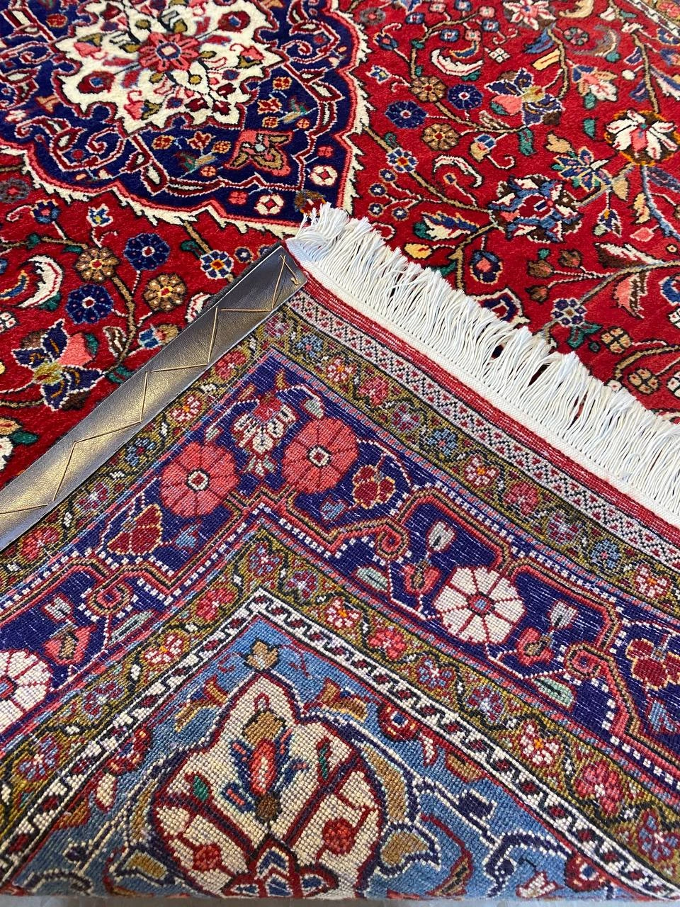 carpet-farshboom-3753618404