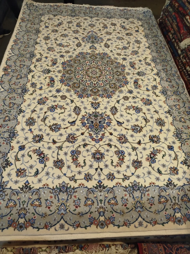 carpet-farshboom-6254470359