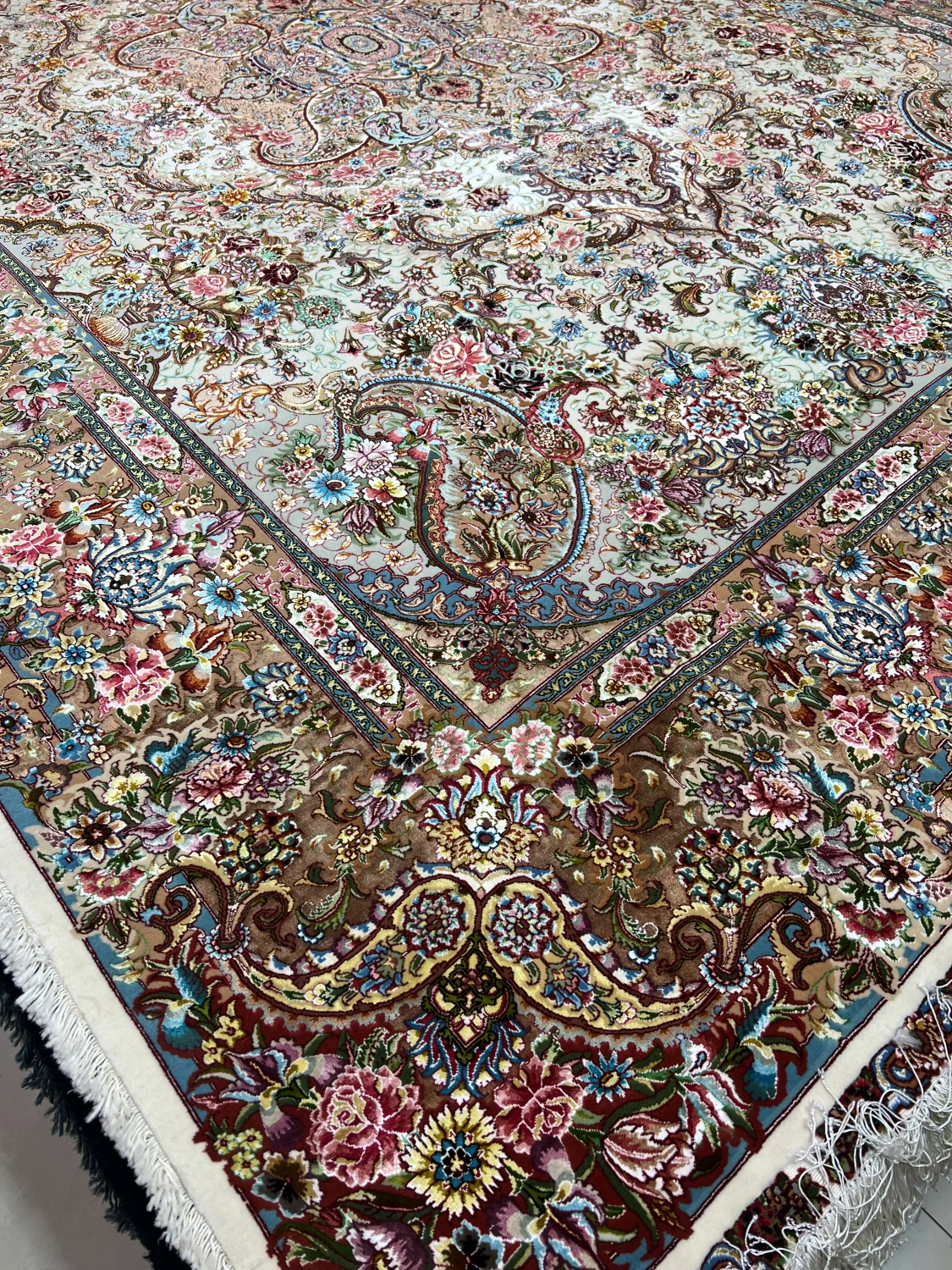 carpet-farshboom-7084073948