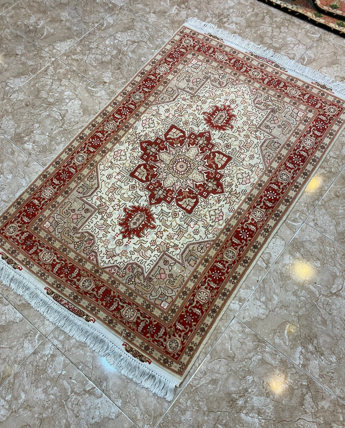 carpet-farshboom-7511438485