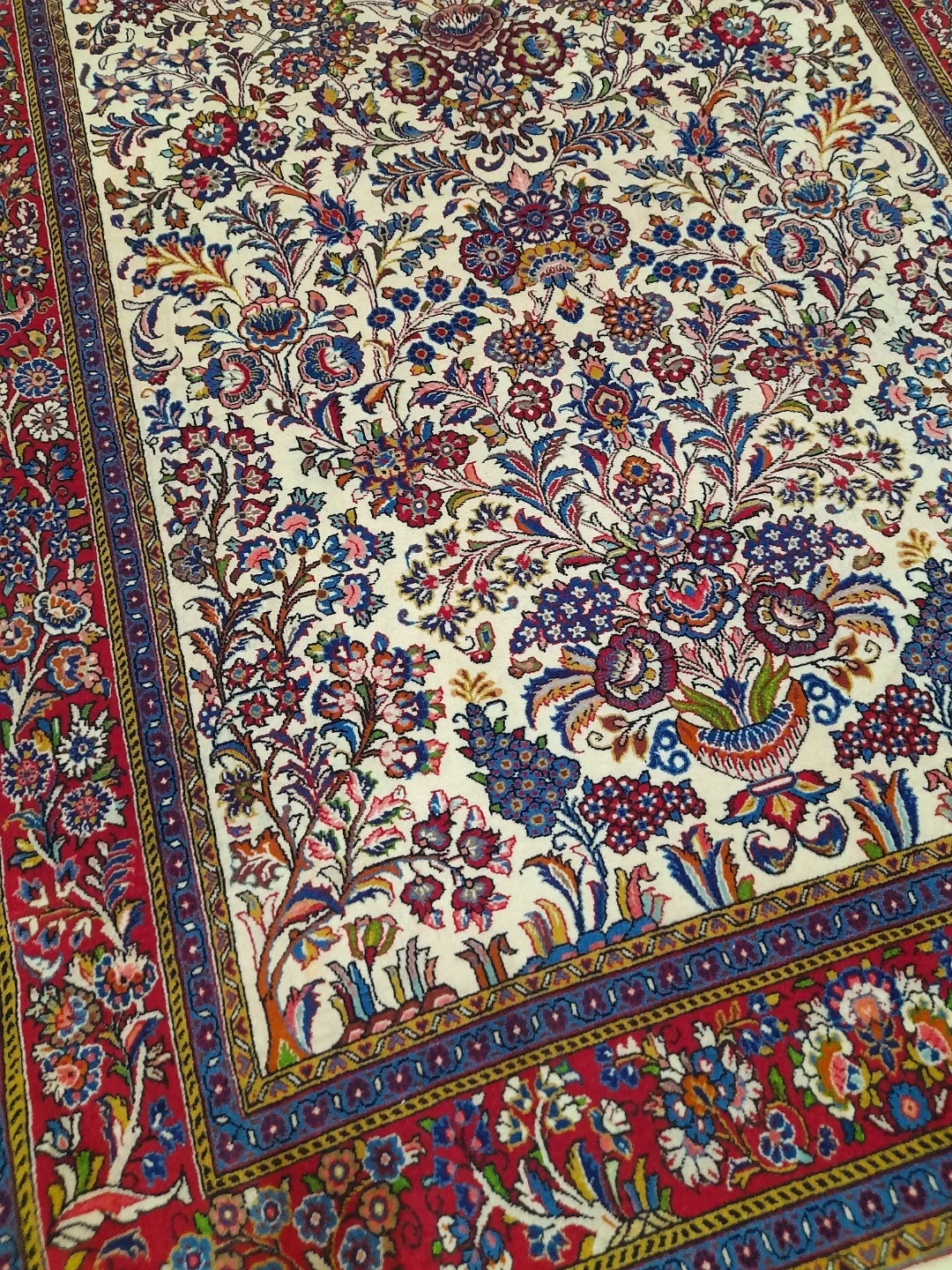 carpet-farshboom-7675633306