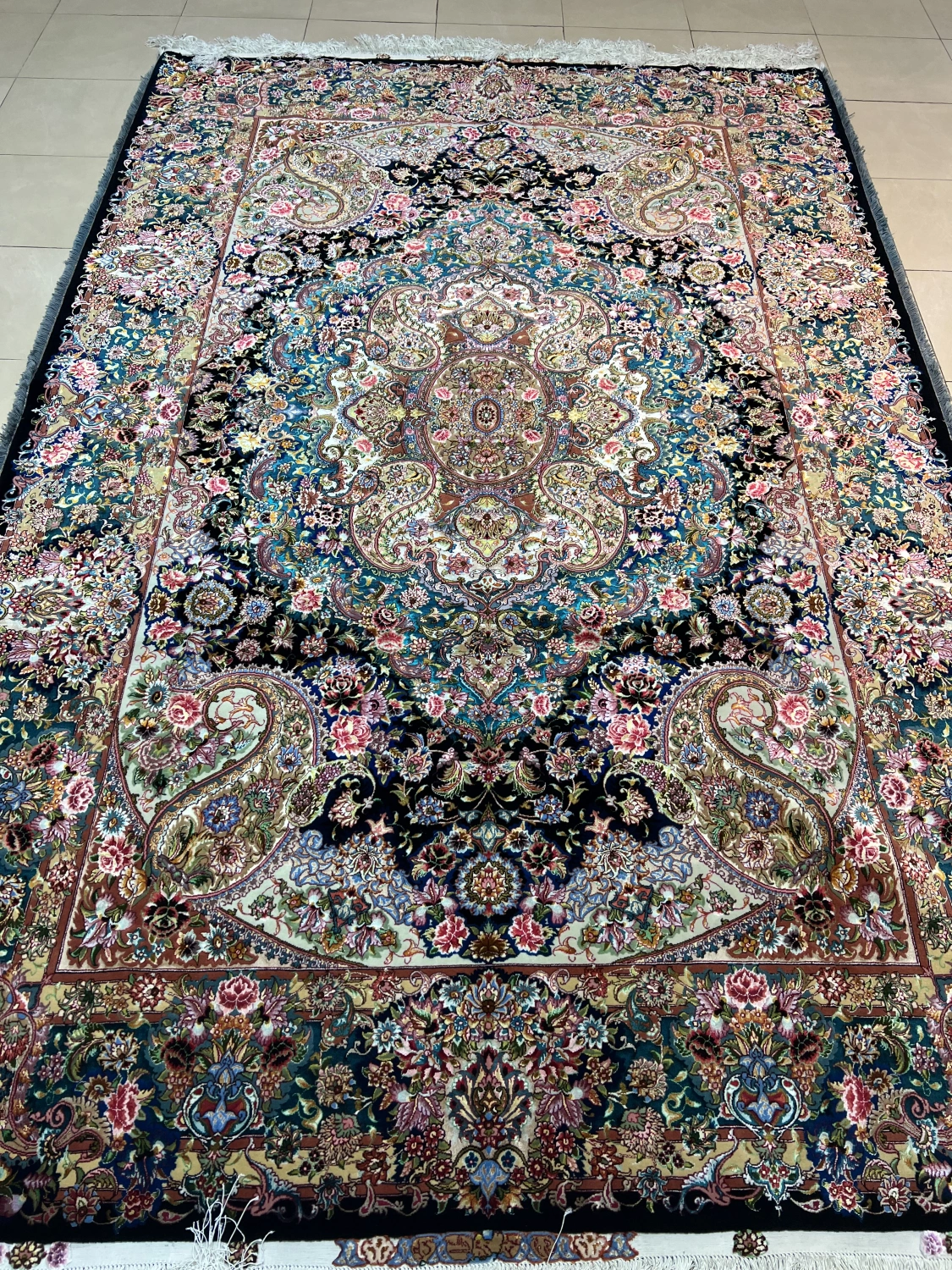 carpet-farshboom-8210459825