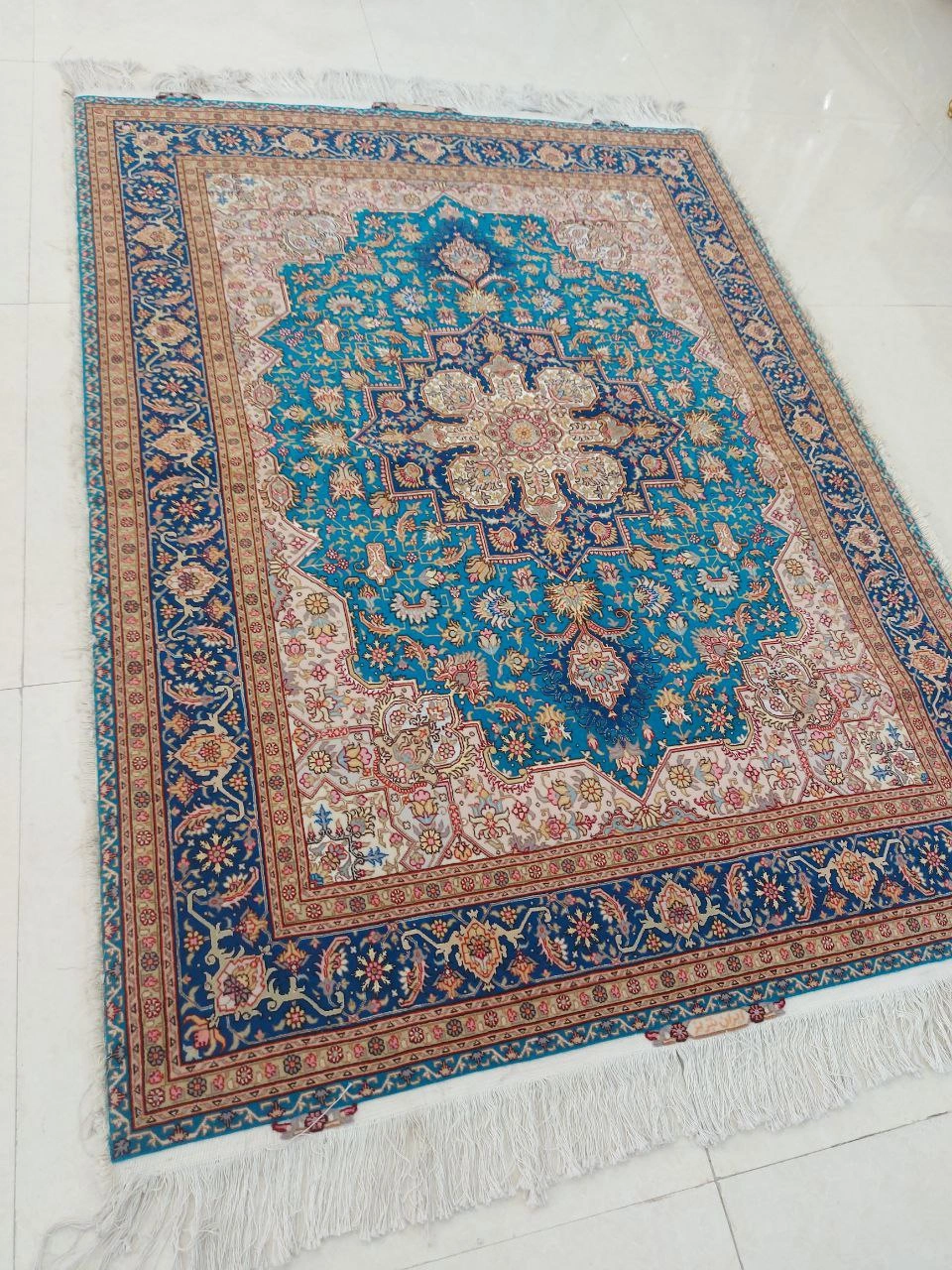 carpet-farshboom-9877912380