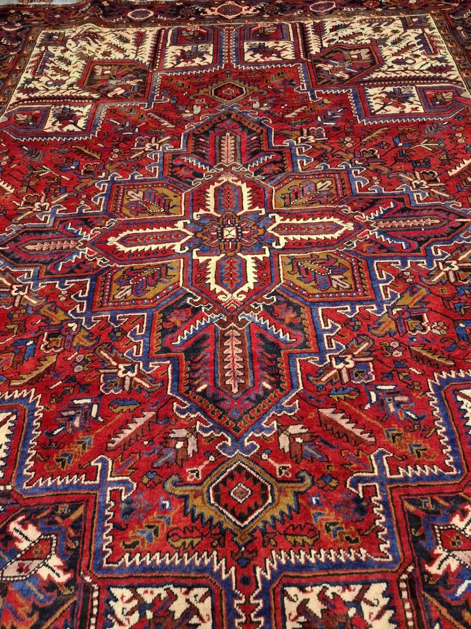carpet-farshboom-0941100536