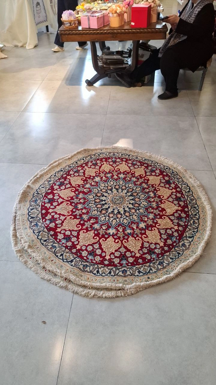 carpet-farshboom-1975737418