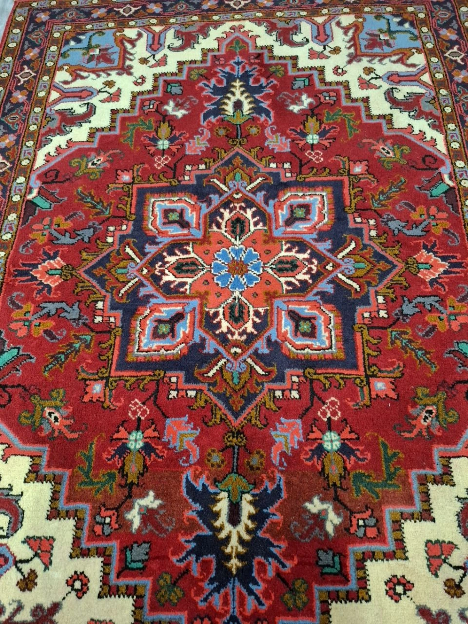 carpet-farshboom-2027683182