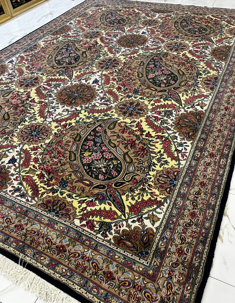 carpet-farshboom-2094216286