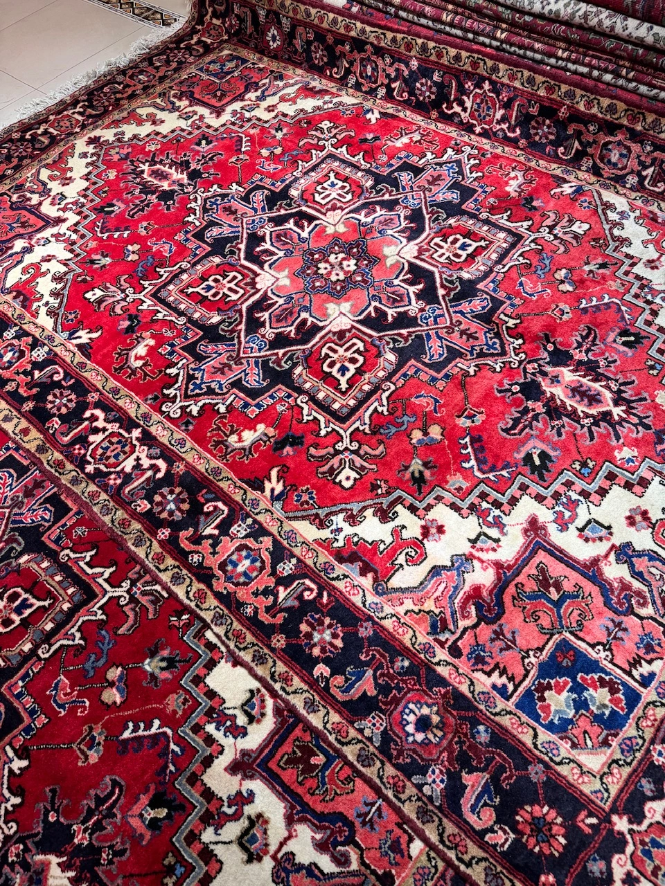 carpet-farshboom-2240847762