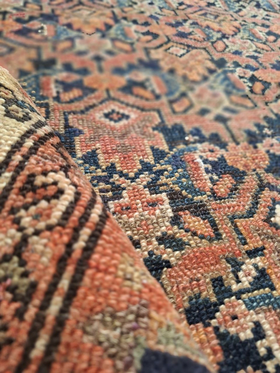 carpet-farshboom-2460118984