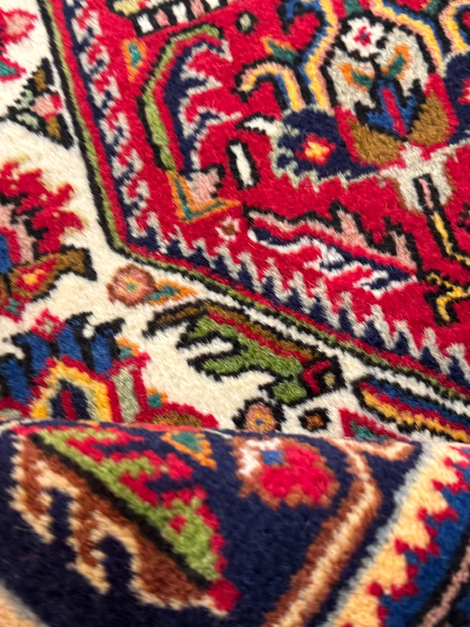 carpet-farshboom-2518065409