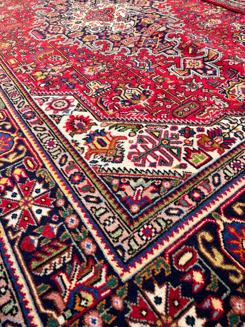 carpet-farshboom-3064957400