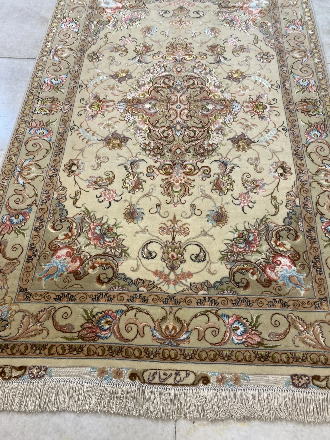 carpet-farshboom-3766153995