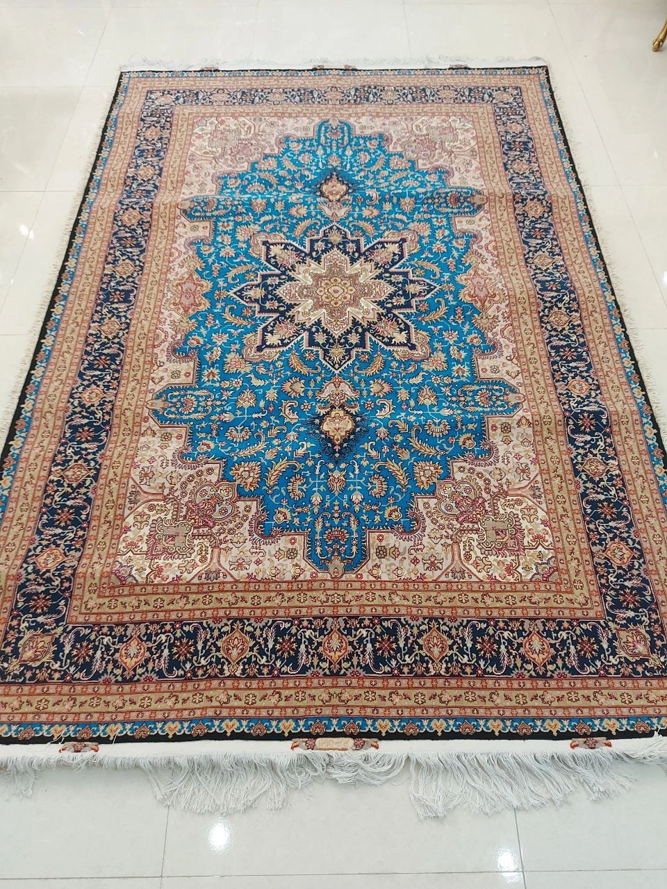 carpet-farshboom-3965856633