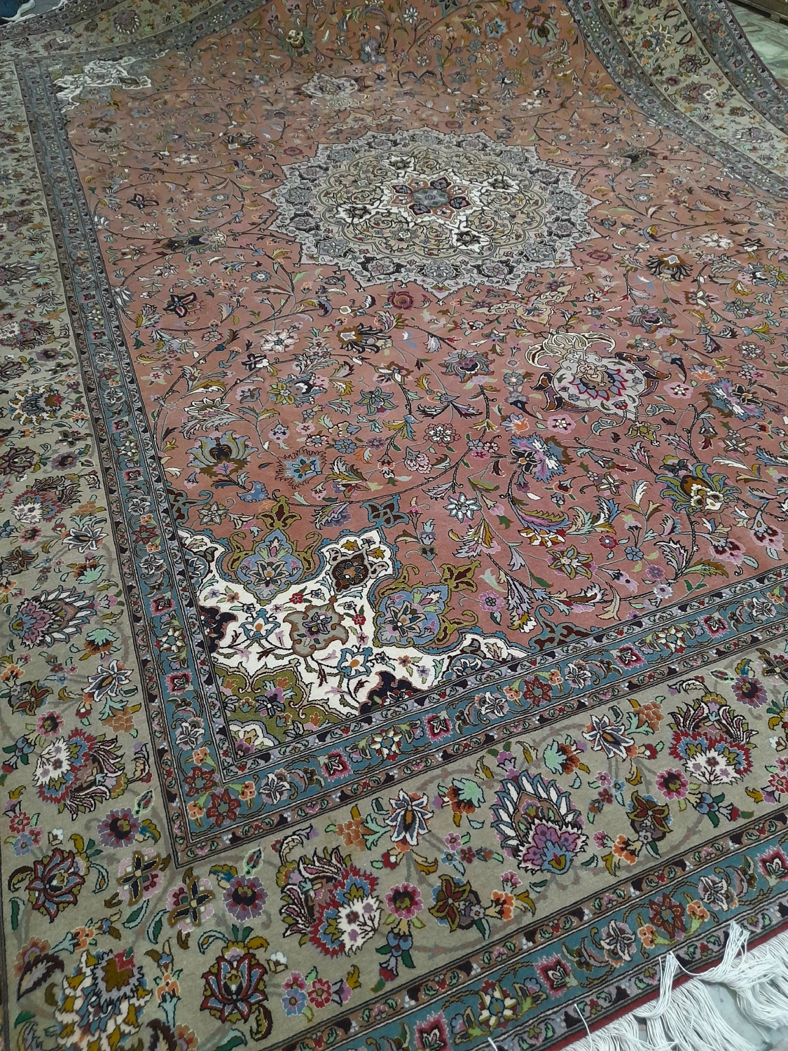 carpet-farshboom-4710674472