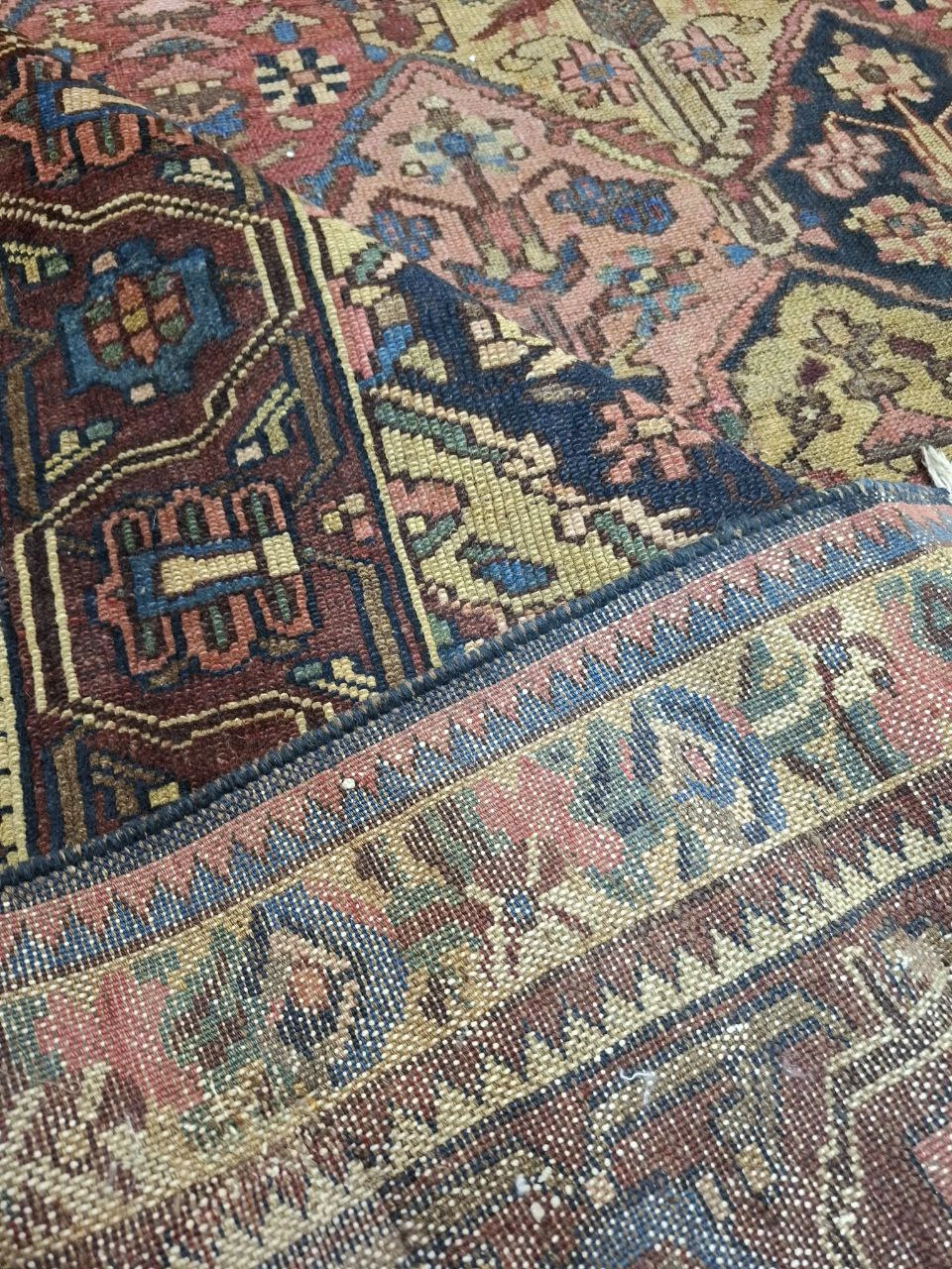 carpet-farshboom-5088301782
