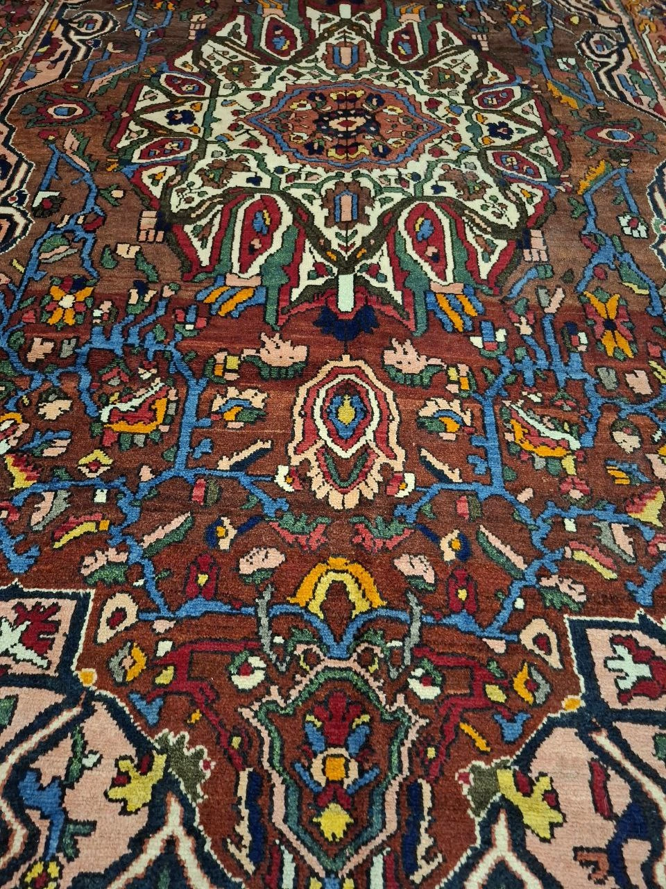 carpet-farshboom-7403593085