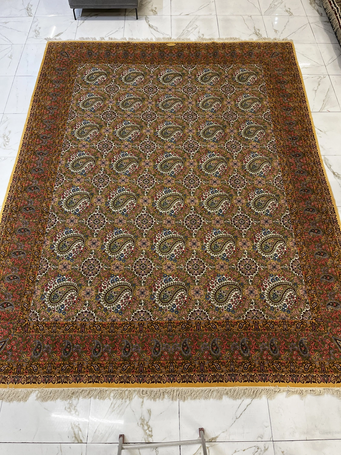 carpet-farshboom-7939404595