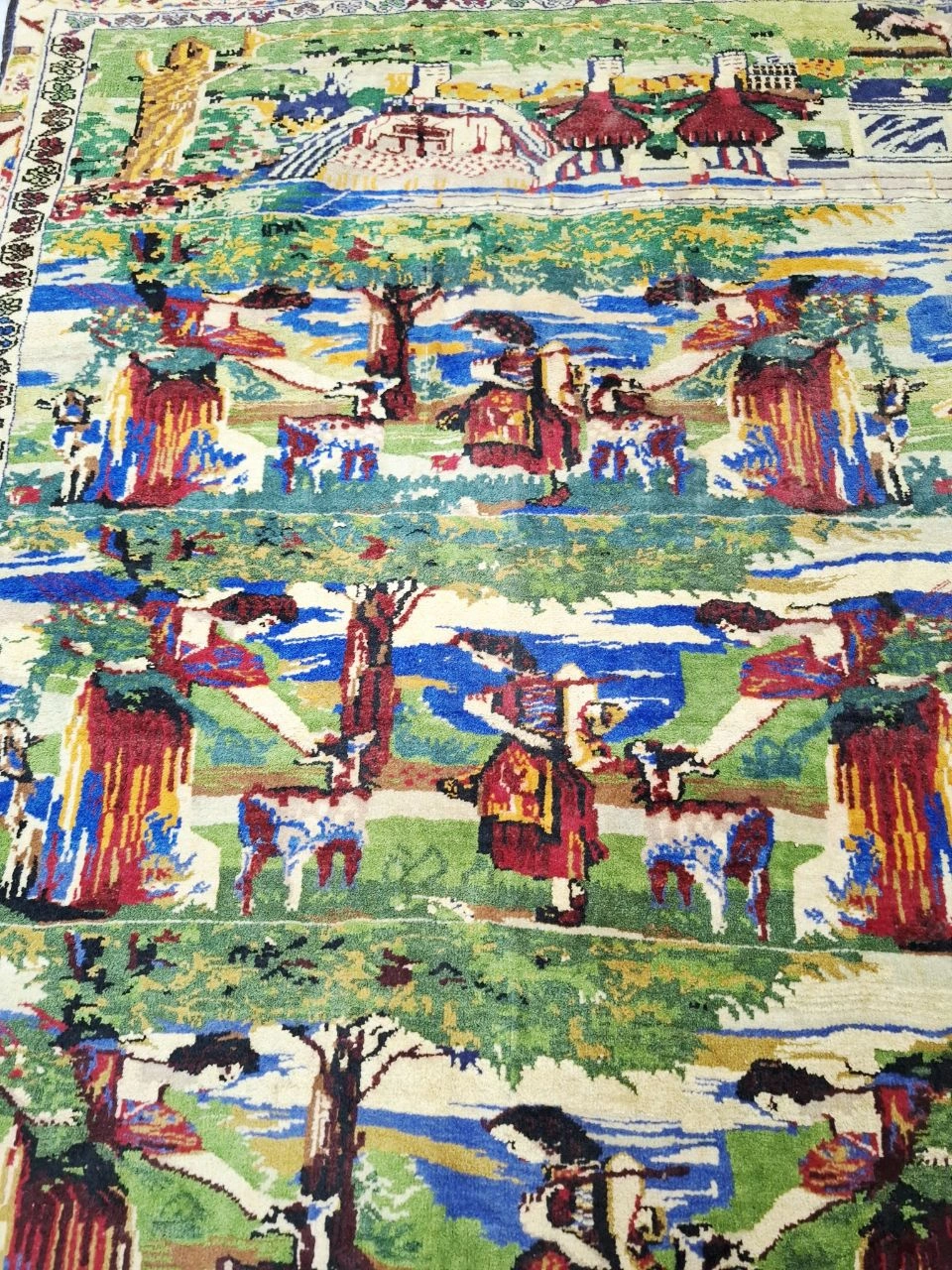 carpet-farshboom-8250406738