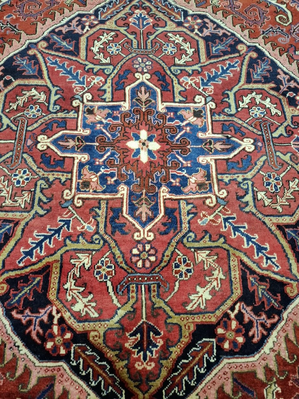 carpet-farshboom-9272961809