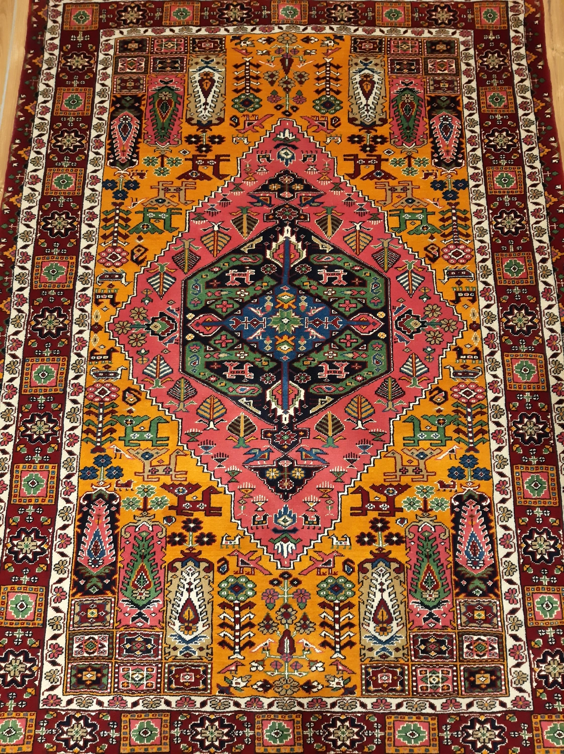 carpet-farshboom-1165873858