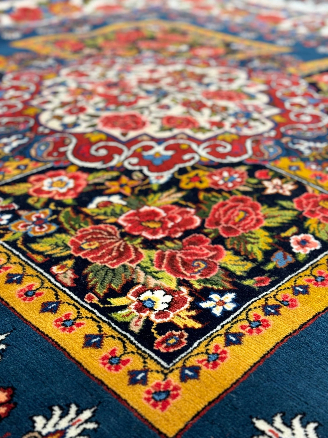 carpet-farshboom-1585302255