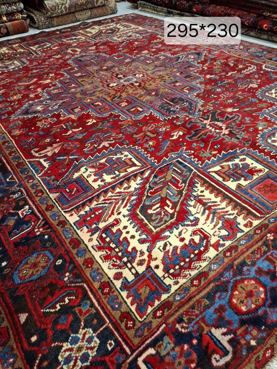 carpet-farshboom-2069825472