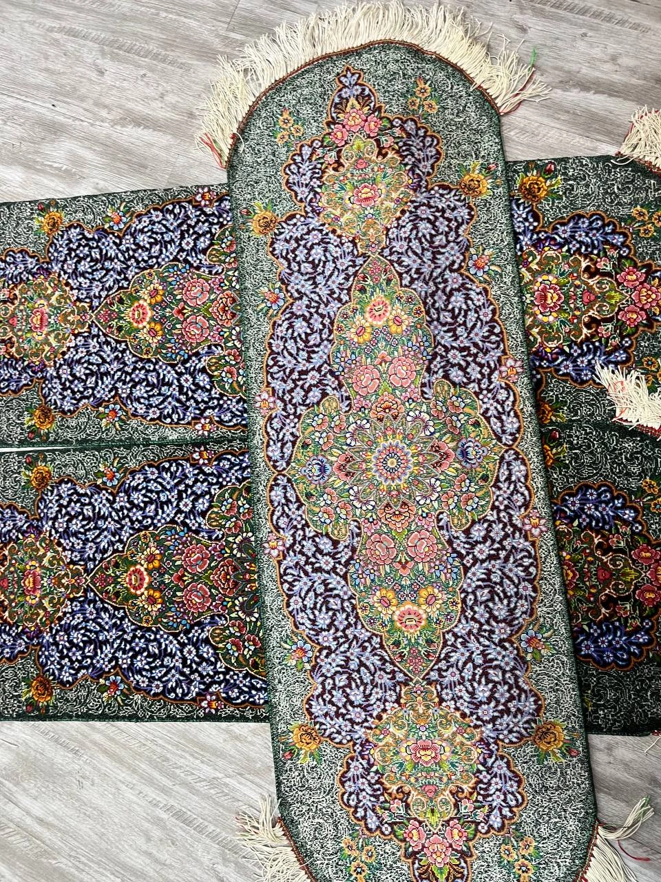 carpet-farshboom-2496125939