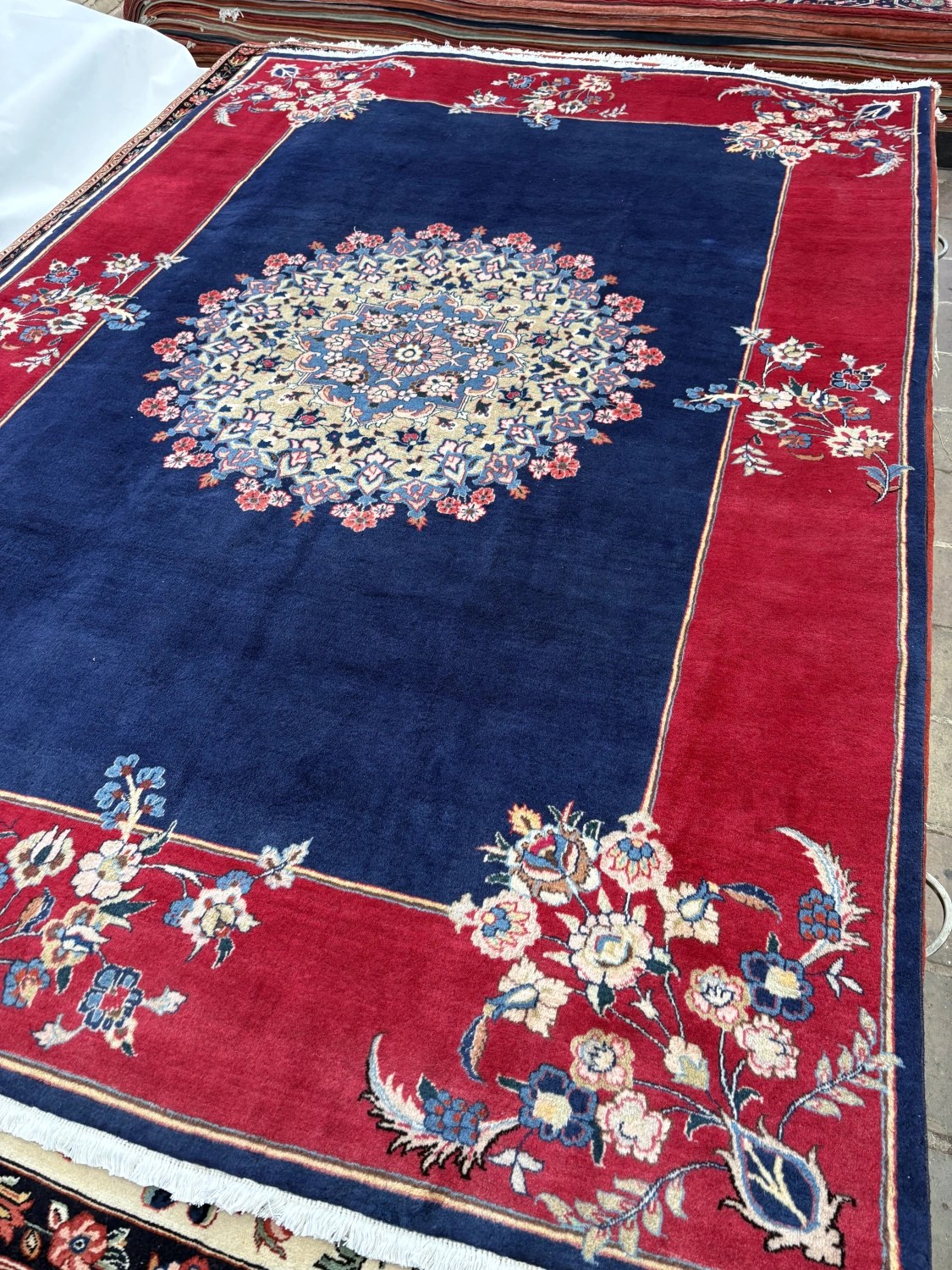 carpet-farshboom-2573806912