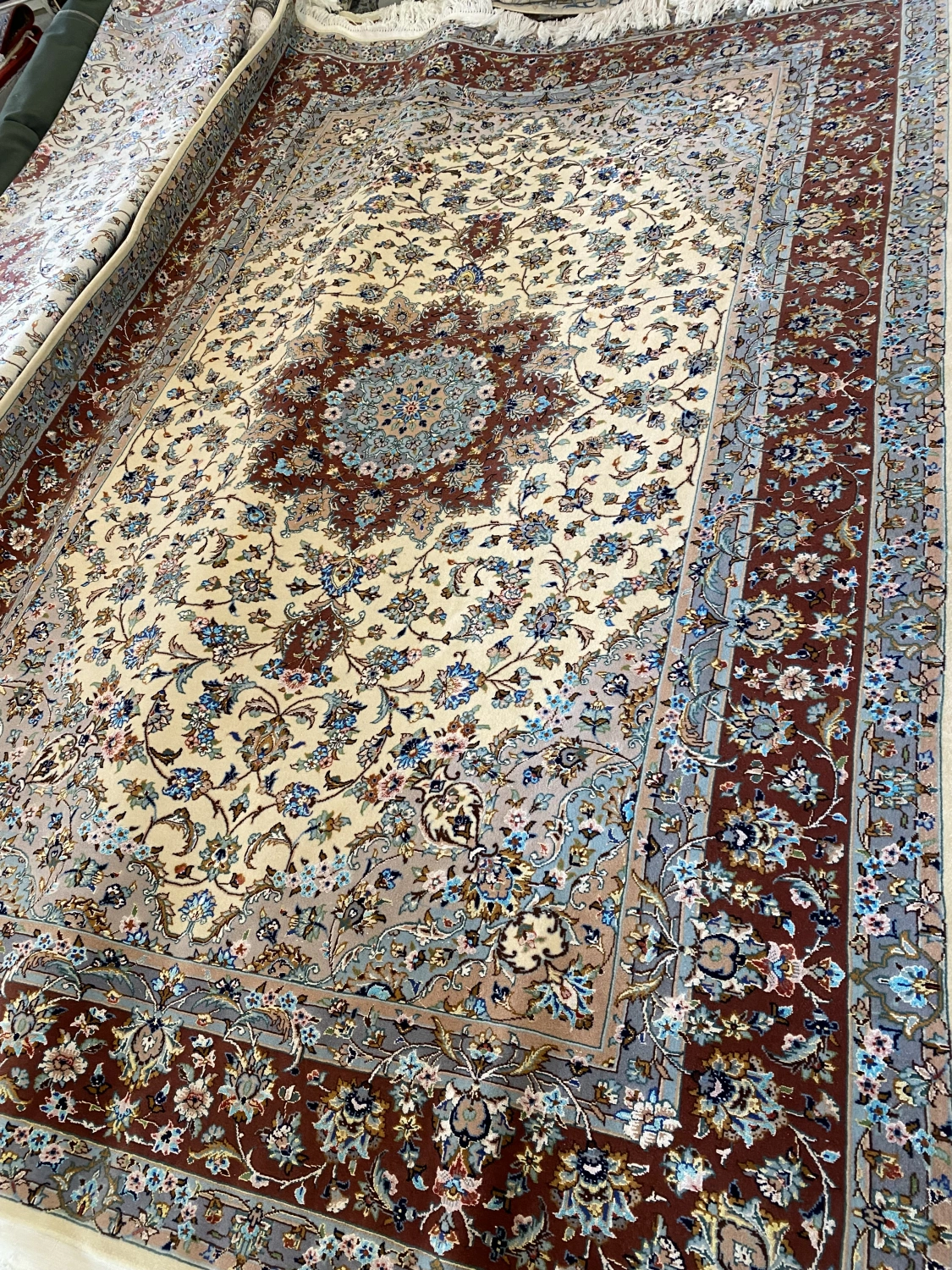 carpet-farshboom-2837628737
