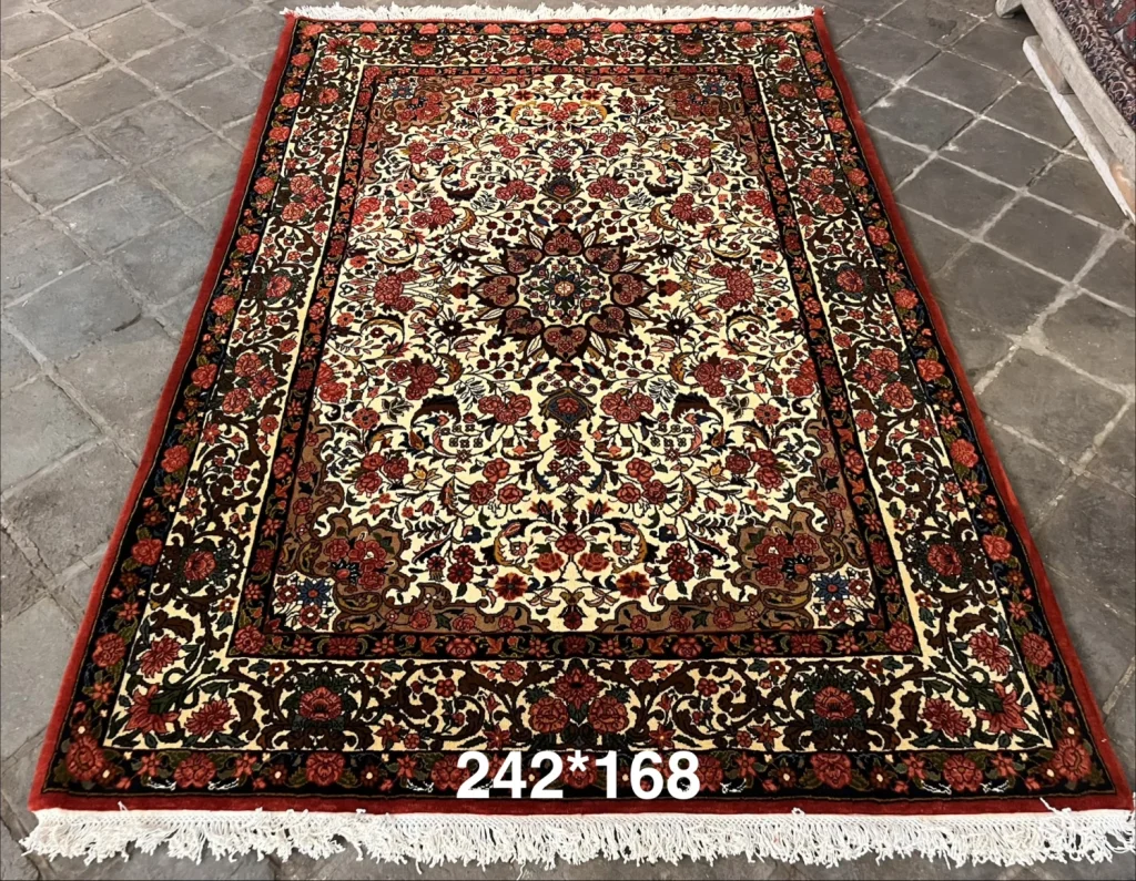 carpet-farshboom-3443280903