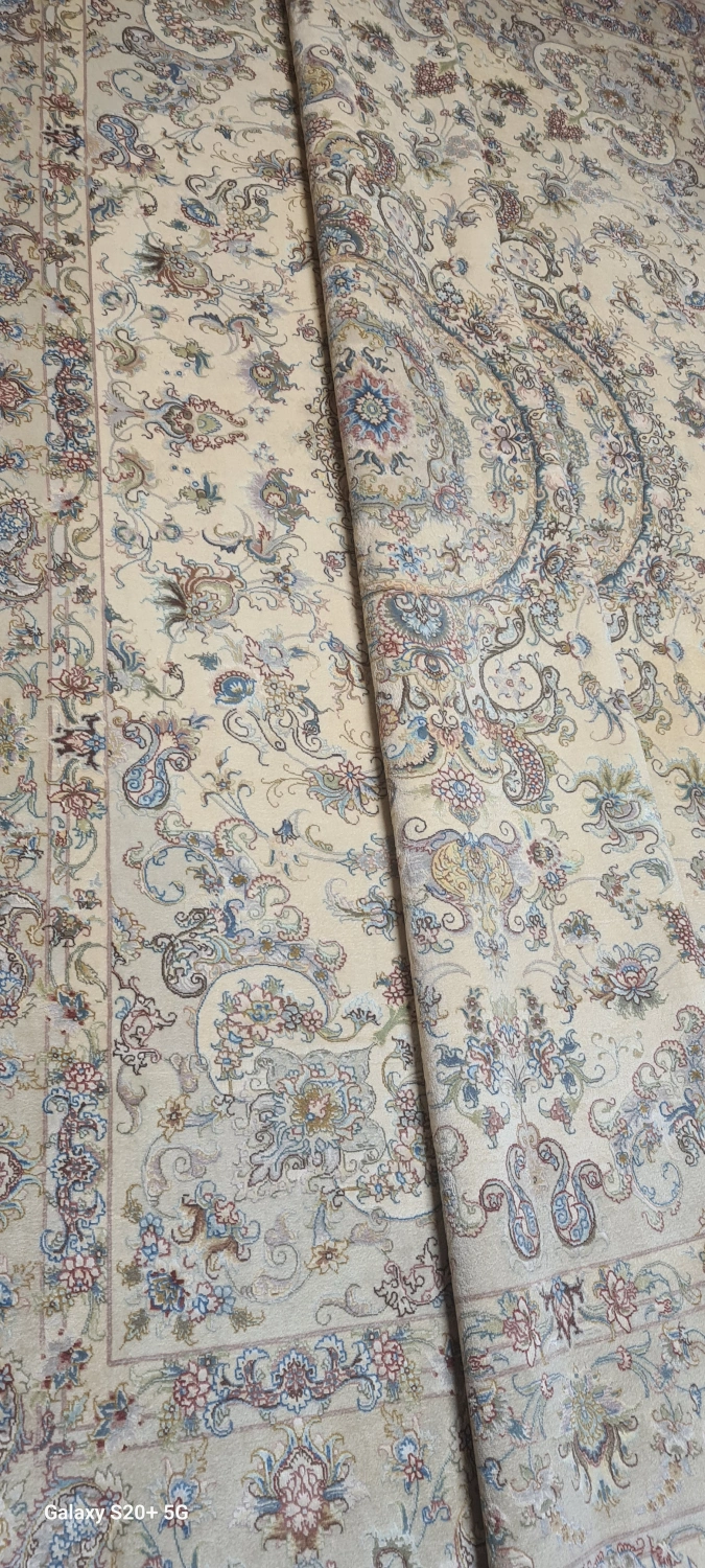 carpet-farshboom-4688432459