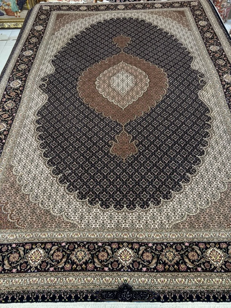 carpet-farshboom-4890494116