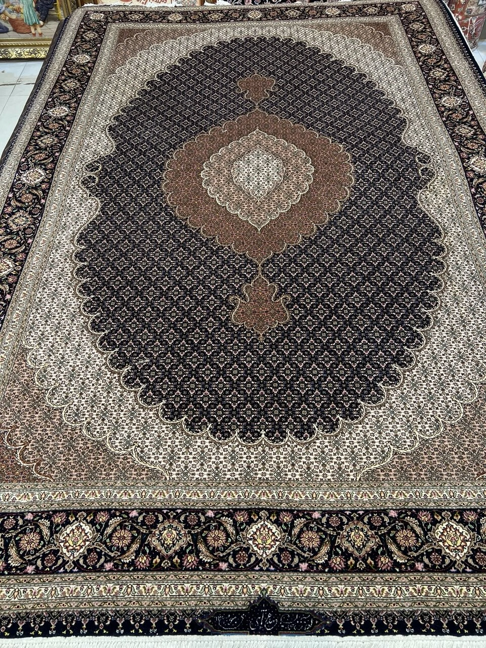 carpet-farshboom-4890494116