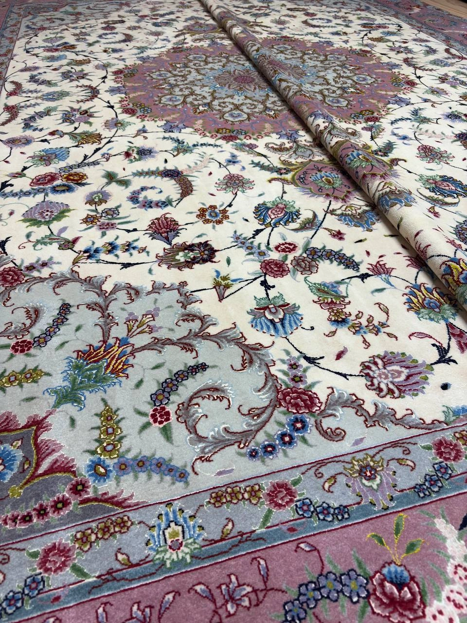 carpet-farshboom-7469862325