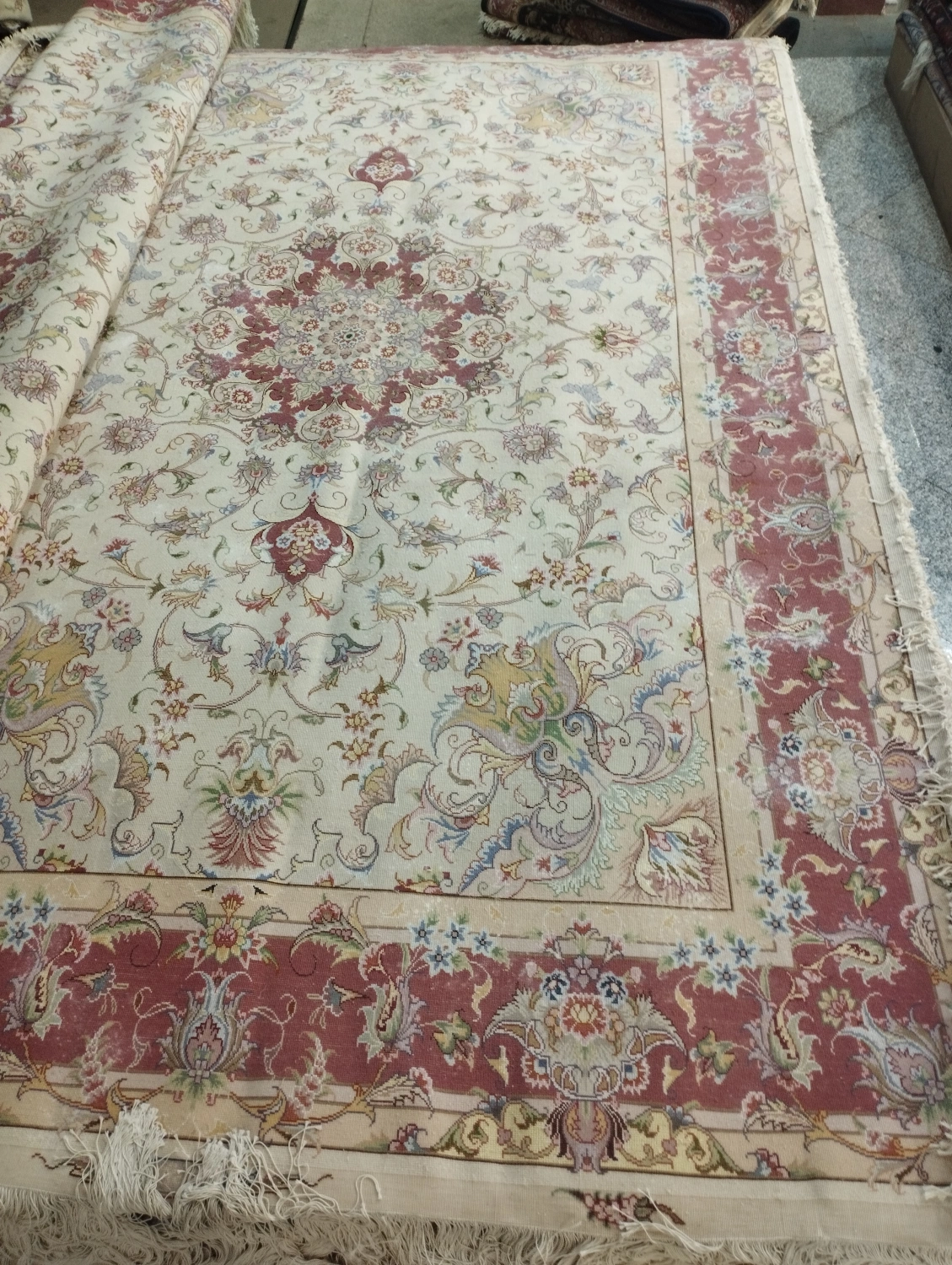 carpet-farshboom-7563528814
