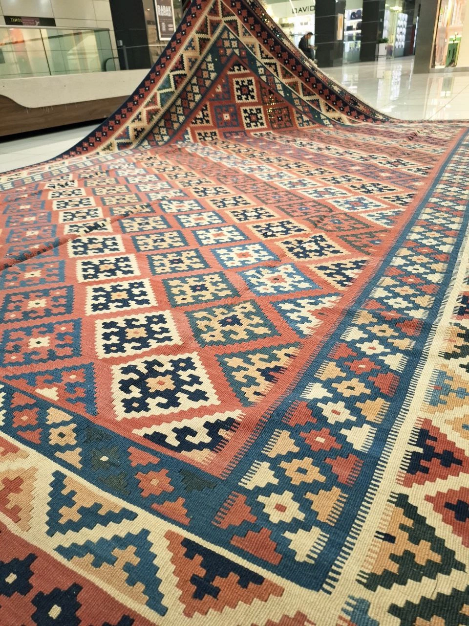 carpet-farshboom-7731845938