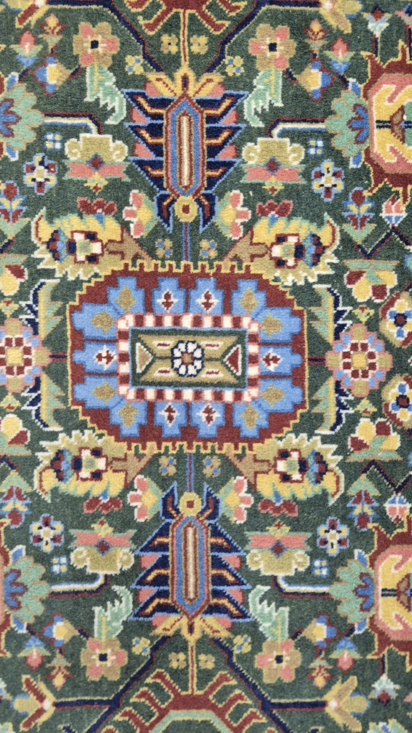 carpet-farshboom-7969196589