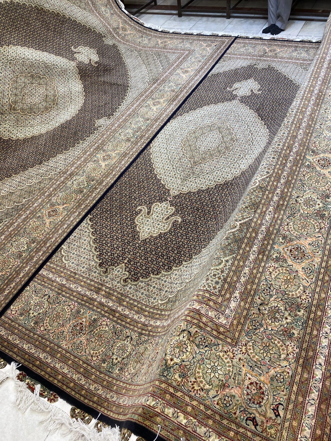 carpet-farshboom-9269308575