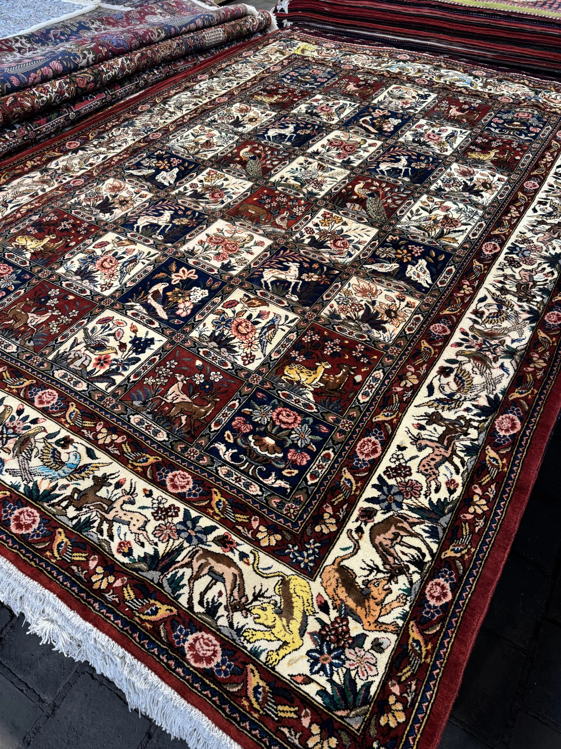 carpet-farshboom-2303399761